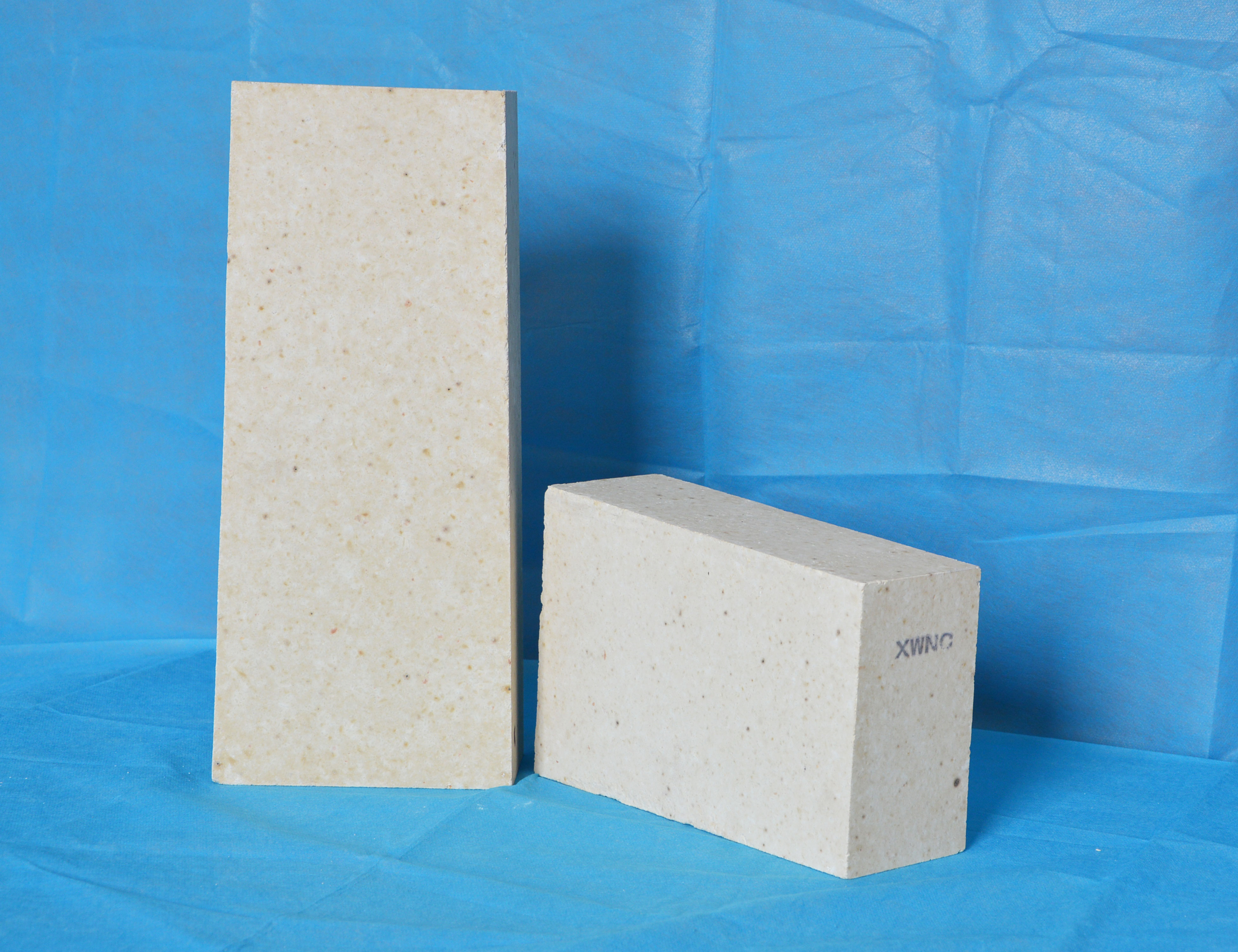 熱風(fēng)爐用高鋁質(zhì)大墻磚 熱風(fēng)爐用高鋁質(zhì)大墻磚.jpg